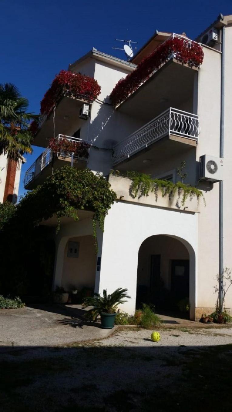 Apartments Biserka - 50 M From Beach Τρογκίρ Εξωτερικό φωτογραφία