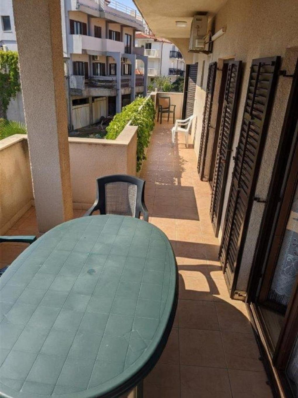 Apartments Biserka - 50 M From Beach Τρογκίρ Εξωτερικό φωτογραφία