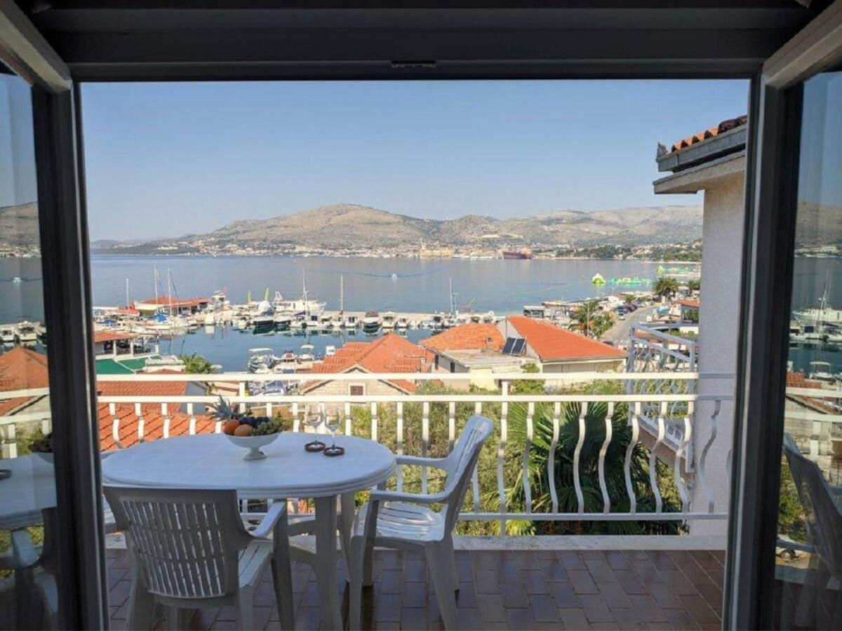 Apartments Biserka - 50 M From Beach Τρογκίρ Εξωτερικό φωτογραφία