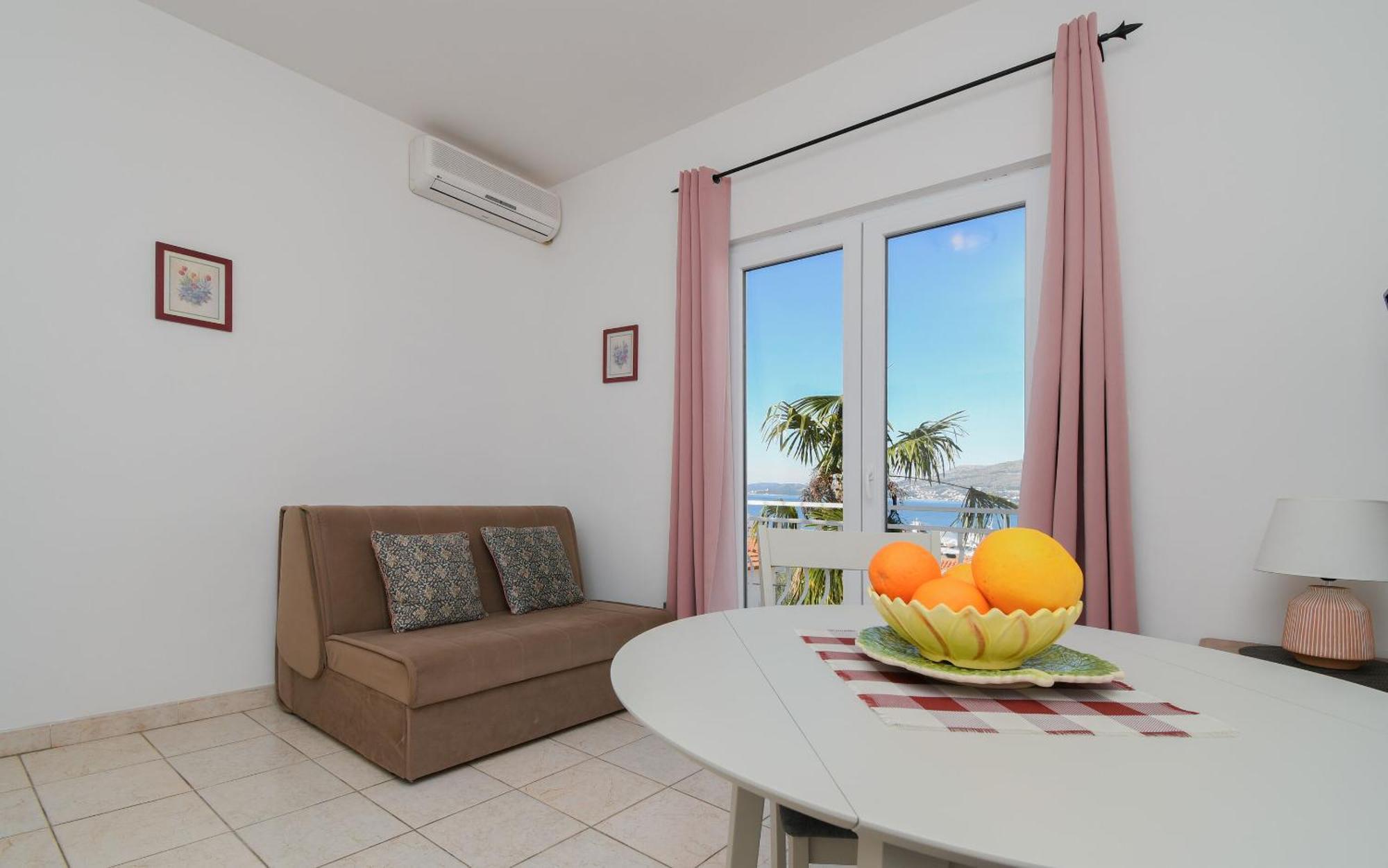 Apartments Biserka - 50 M From Beach Τρογκίρ Εξωτερικό φωτογραφία
