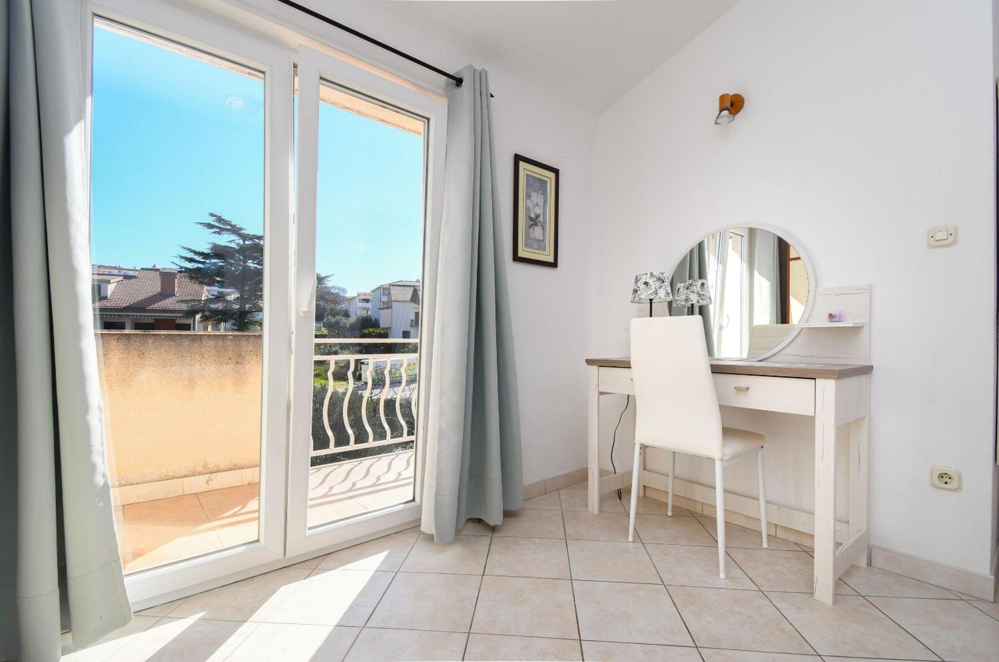 Apartments Biserka - 50 M From Beach Τρογκίρ Εξωτερικό φωτογραφία