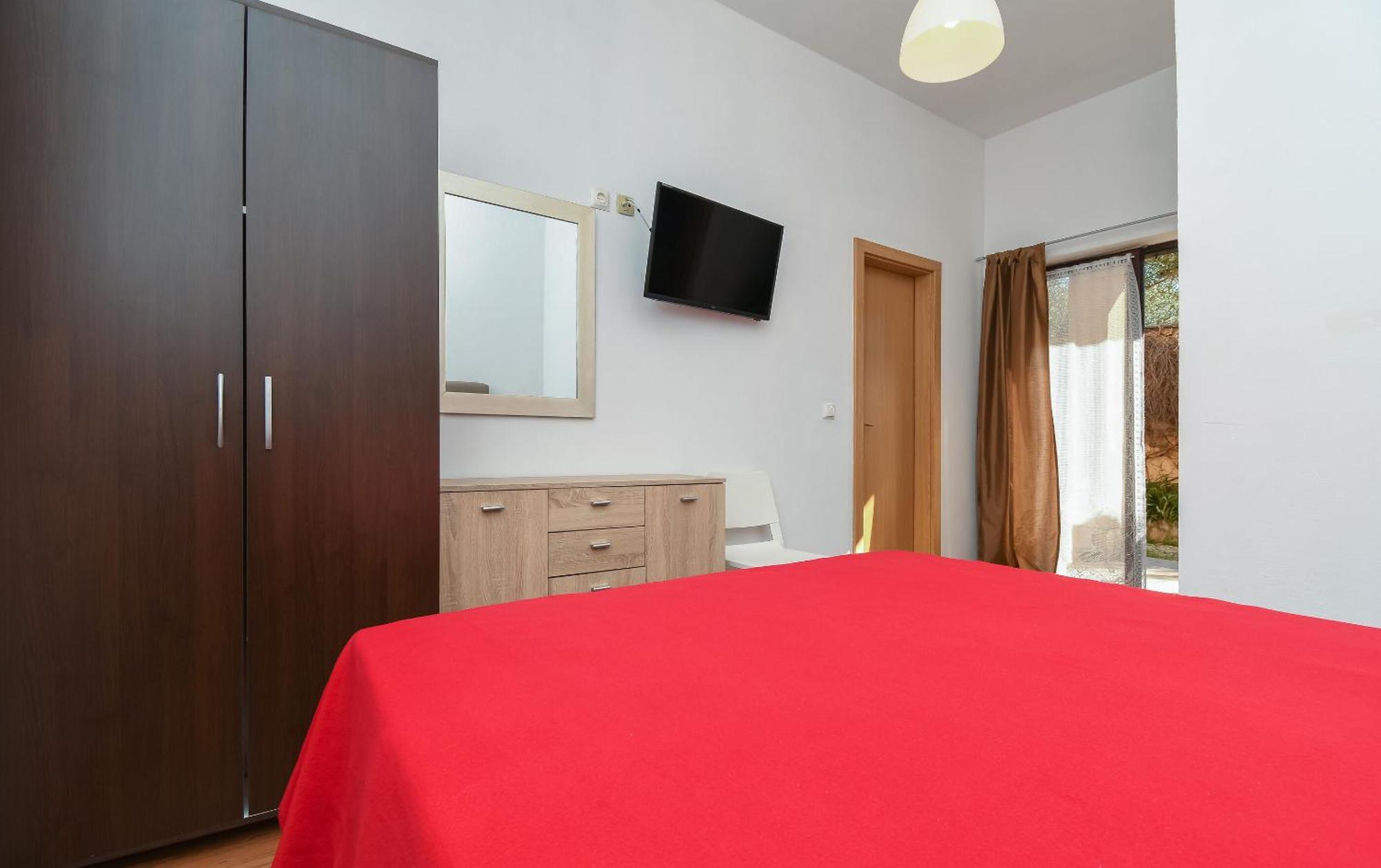Apartments Biserka - 50 M From Beach Τρογκίρ Εξωτερικό φωτογραφία